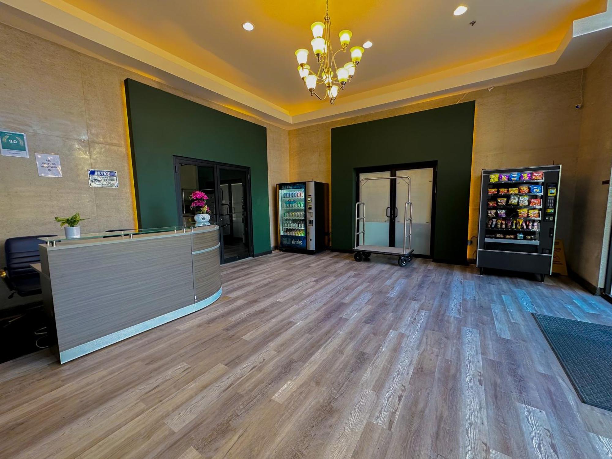 Mccormick Place Beautiful 2Br Apartment With Optional Parking Sleeps Up To 8 Near Soldier Field, Grant Park And Lakefront Trail Чикаго Екстер'єр фото