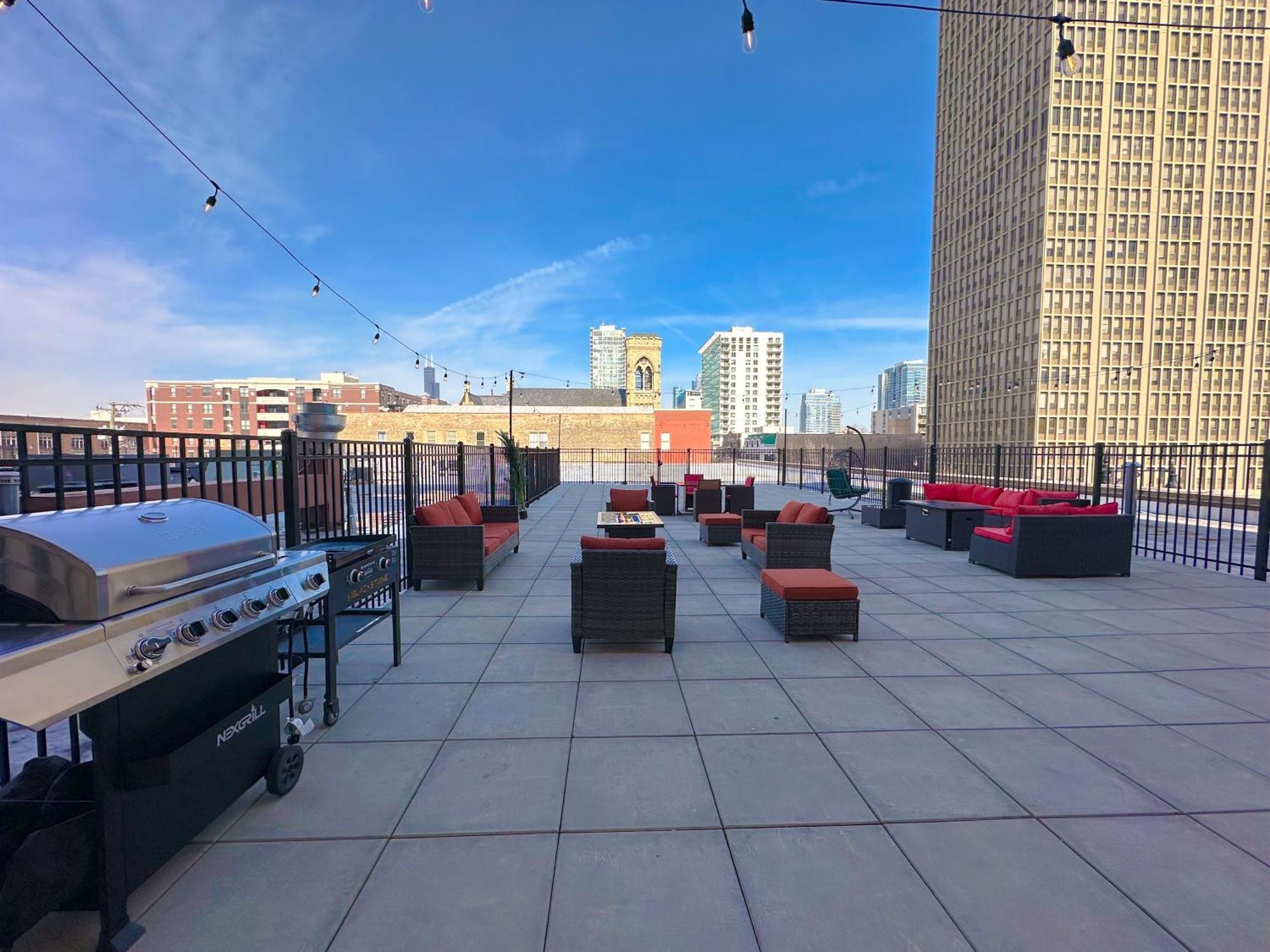 Mccormick Place Beautiful 2Br Apartment With Optional Parking Sleeps Up To 8 Near Soldier Field, Grant Park And Lakefront Trail Чикаго Екстер'єр фото
