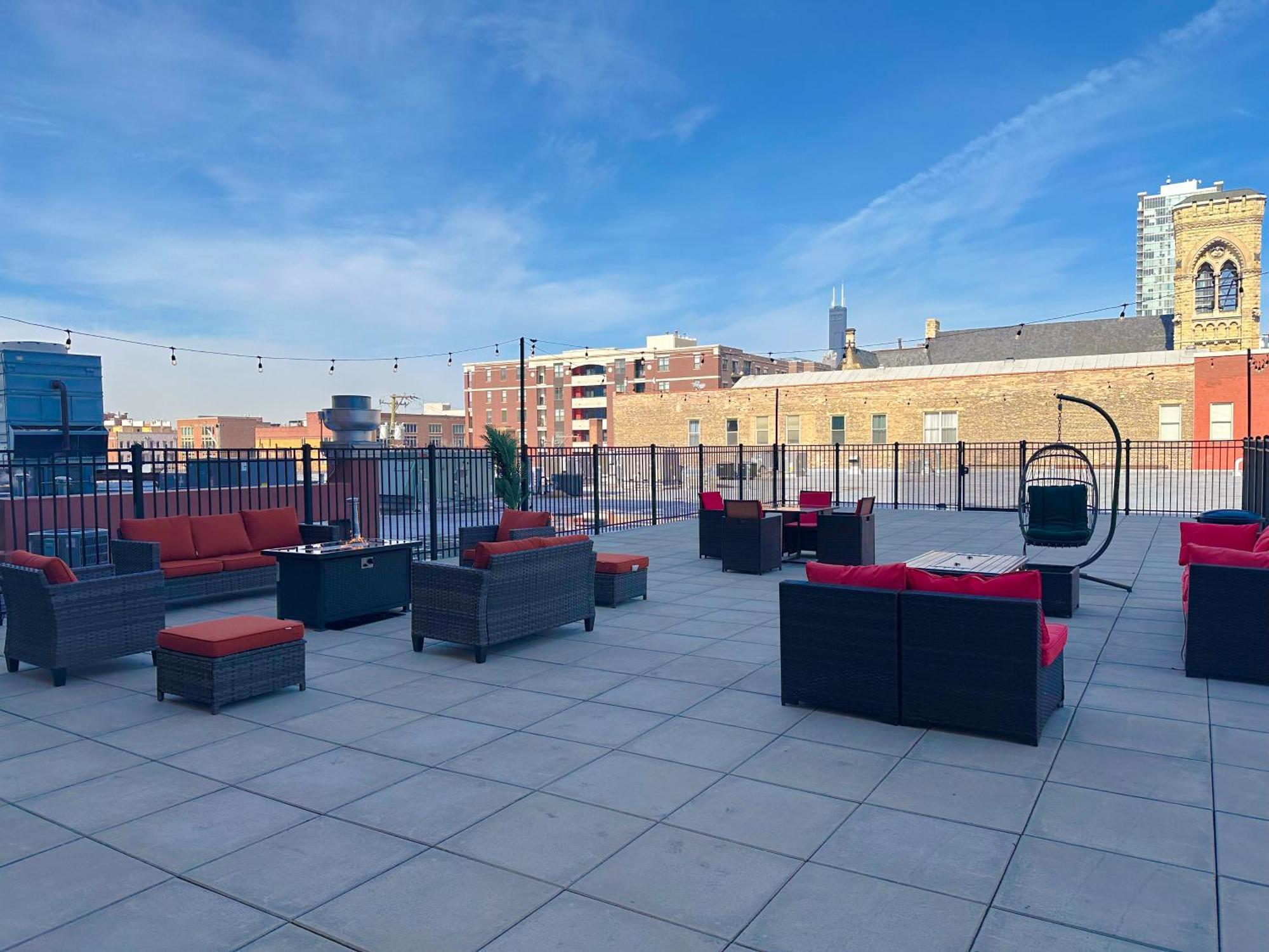 Mccormick Place Beautiful 2Br Apartment With Optional Parking Sleeps Up To 8 Near Soldier Field, Grant Park And Lakefront Trail Чикаго Екстер'єр фото