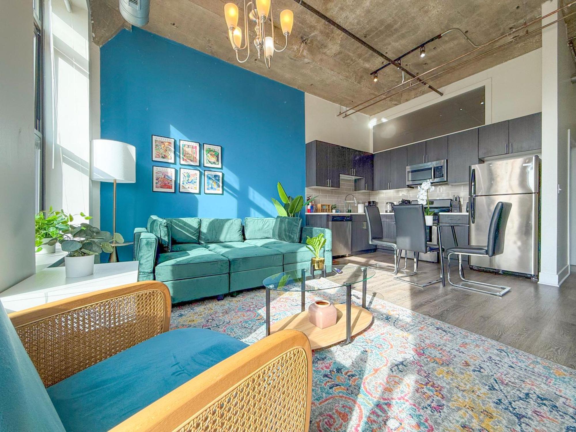 Mccormick Place Beautiful 2Br Apartment With Optional Parking Sleeps Up To 8 Near Soldier Field, Grant Park And Lakefront Trail Чикаго Екстер'єр фото